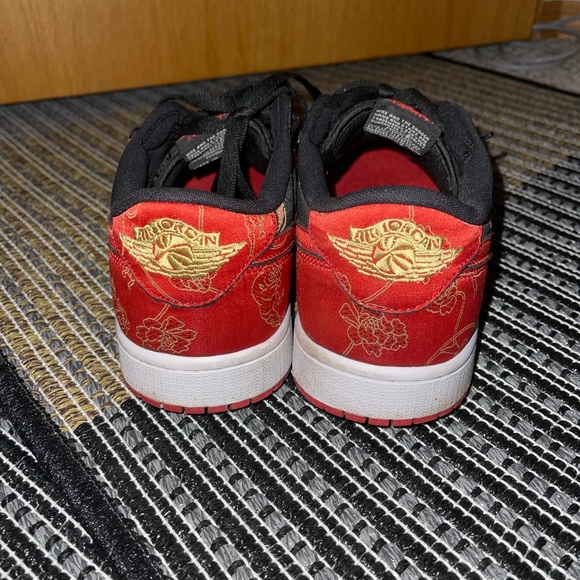 Jordan 1 Low OG “Chinese New Years” - Picture 4 of 6